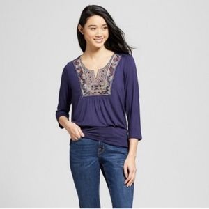 Knox Rose embroidered top